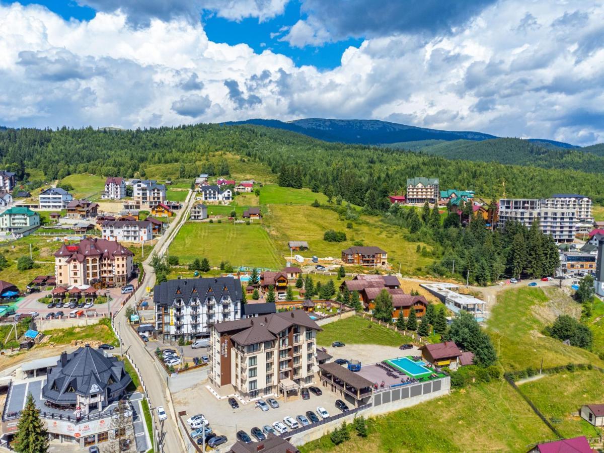 Gold Palace Bukovel Exterior photo