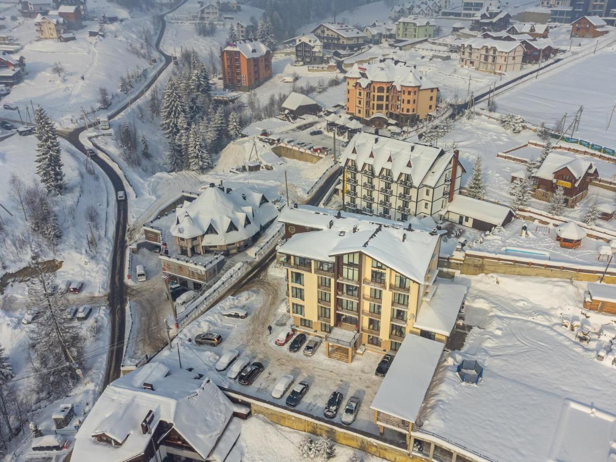 Gold Palace Bukovel Exterior photo